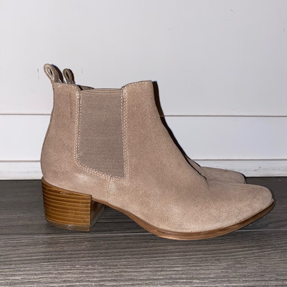 VAGABOND Suede Chelsea Boot - Picture 4 of 5